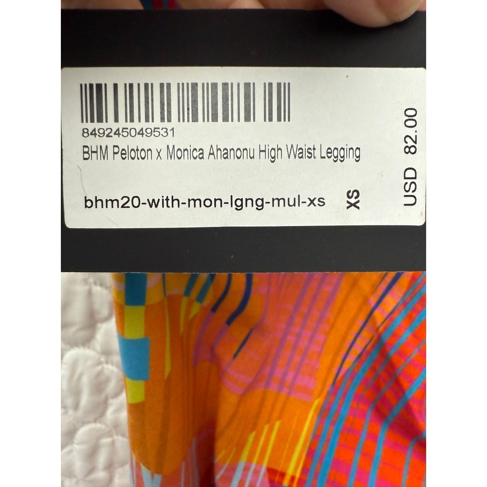 Peloton Monica Ahanonu by WITH Reversible Leggings Size XS - Picture 6 of 8